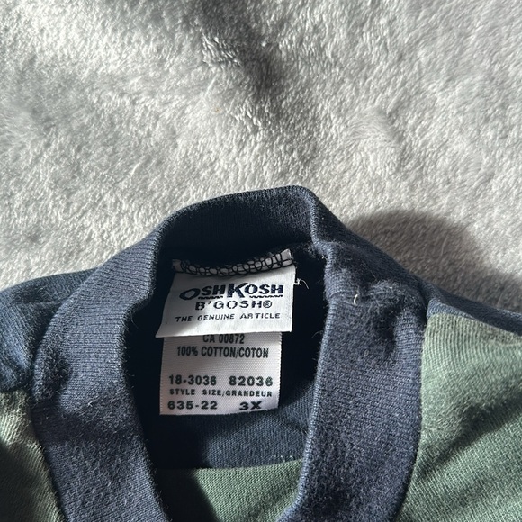 OshKosh B'gosh - long sleeve cotton shirt. Size 3T - Picture 4 of 5